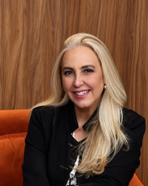 Profª Dra. Eliandre Palermo